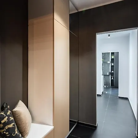 Qult - The Architect