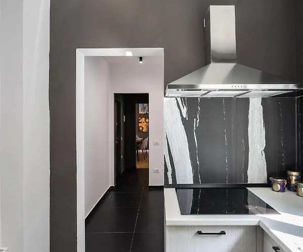 Qult - The Architect